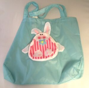 Tote Bag foldable with zip pocket.